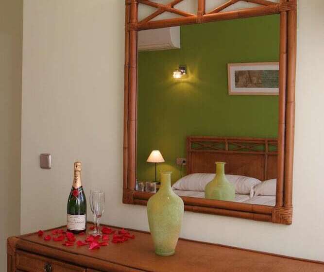 فندق Restaurante Casa Julia