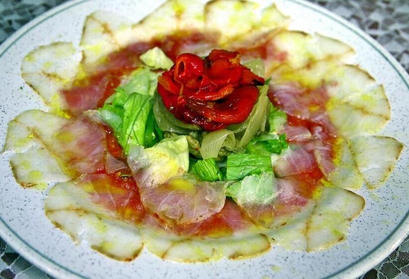 هتل Restaurante La Quadra