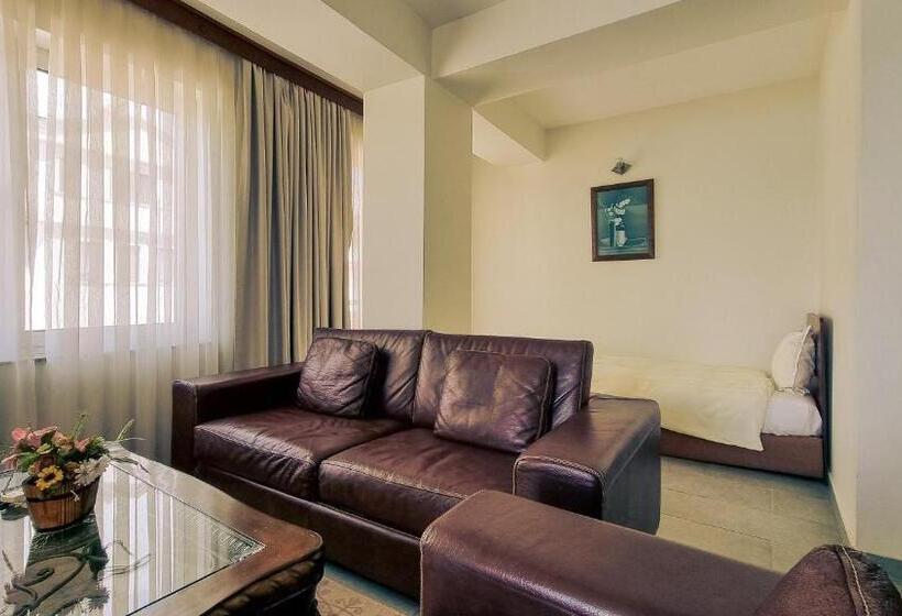 Royal View Hotel And Spa