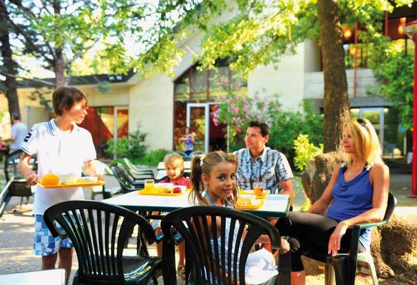 Отель Résidence Les Balcons Du Canigou