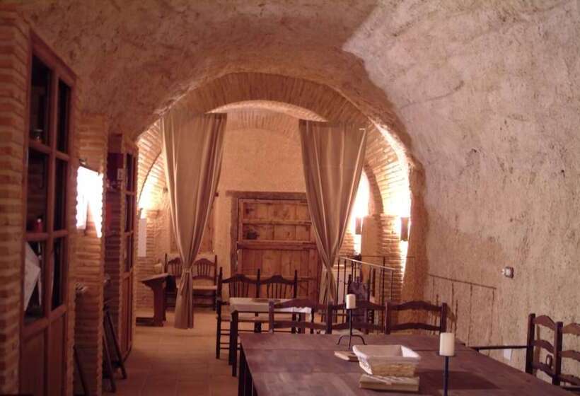 בית מלון כפרי Cuevas Almagruz