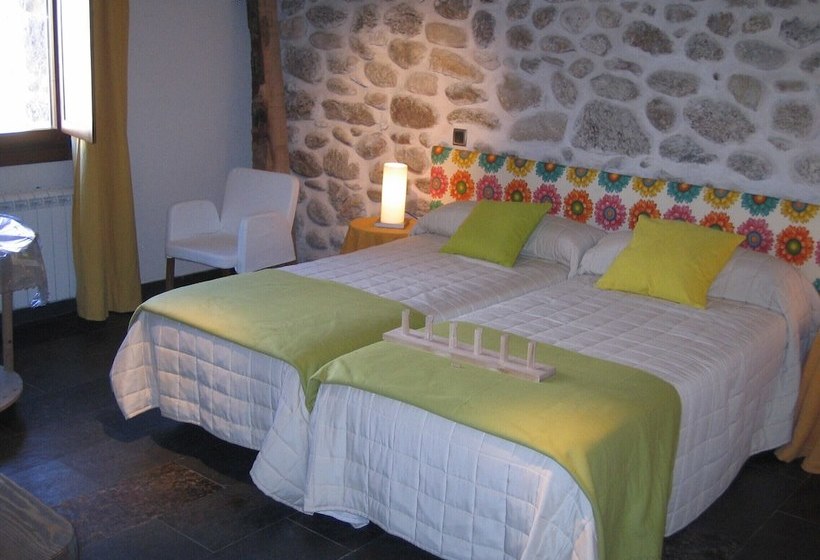 فندق ريفى Los Espinares