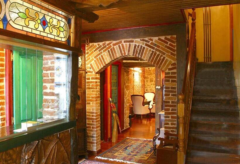 هتل روستایی Luna Del Valle