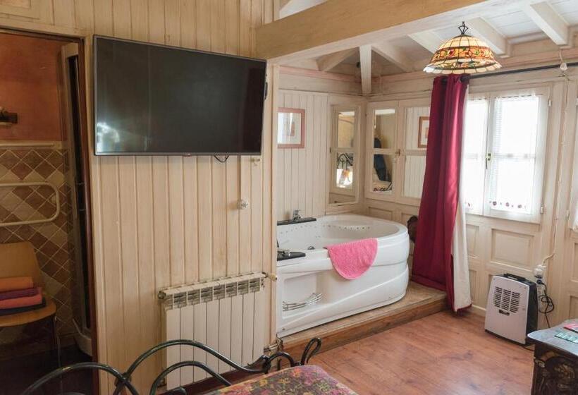 هتل روستایی Luna Del Valle