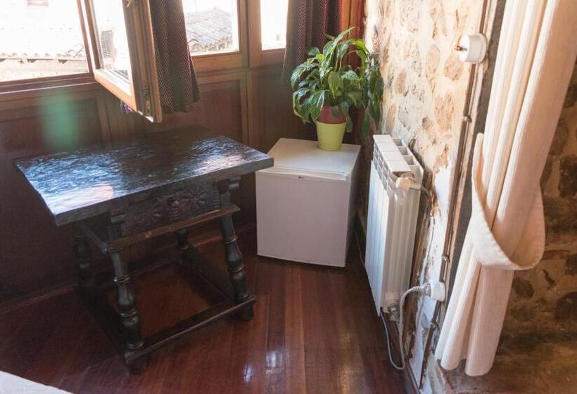 هتل روستایی Luna Del Valle