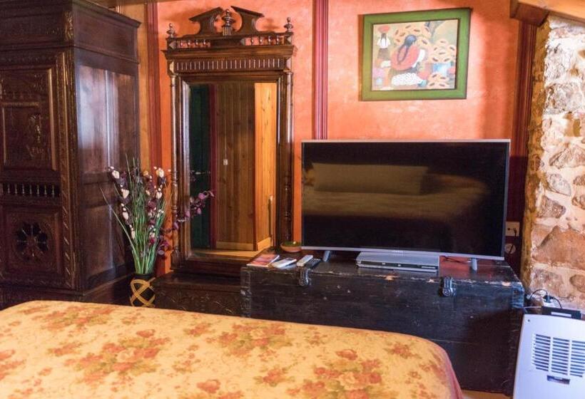 هتل روستایی Luna Del Valle