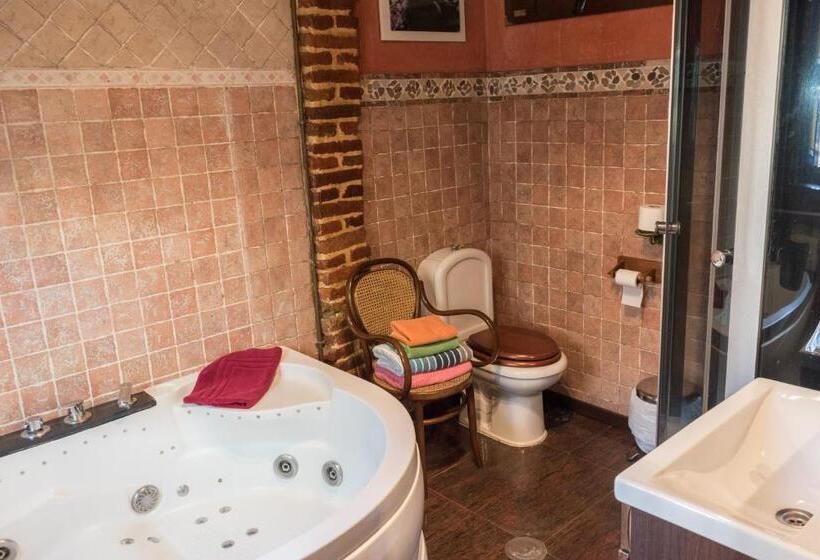 هتل روستایی Luna Del Valle