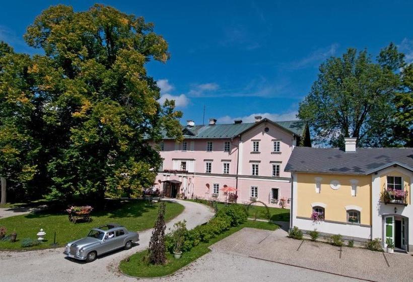 Schlosshotel Zamek Zdikov