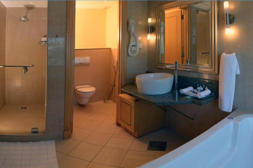 Seashell Julaia Hotel And Resort