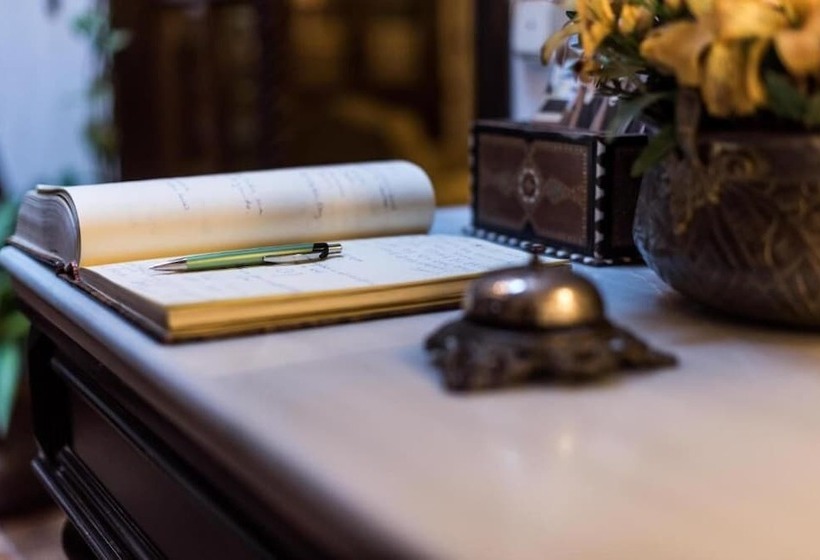 Отель Soho Boutique Palacio San Gabriel