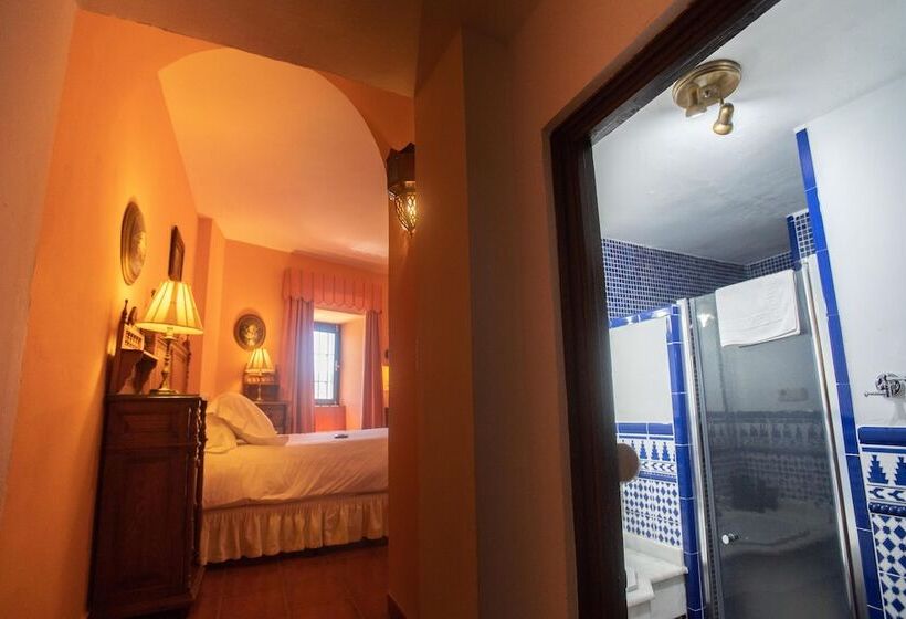 Отель Soho Boutique Palacio San Gabriel