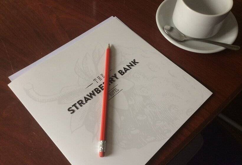 Strawberry Bank Hotel, Nec