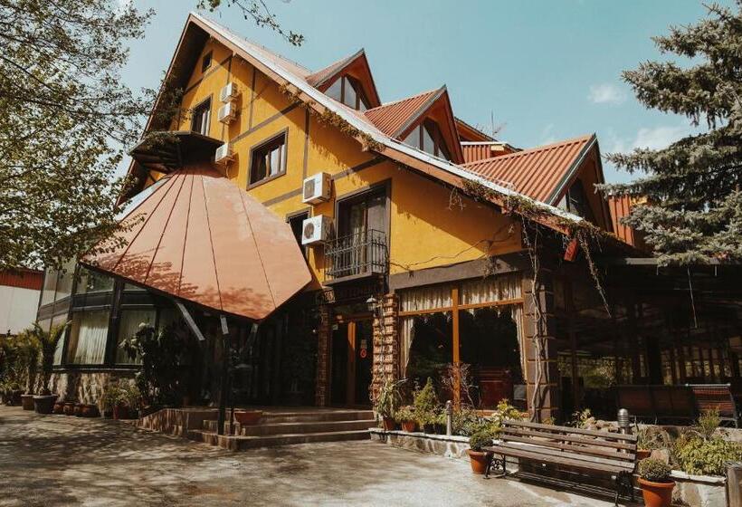 هتل Sumski Feneri