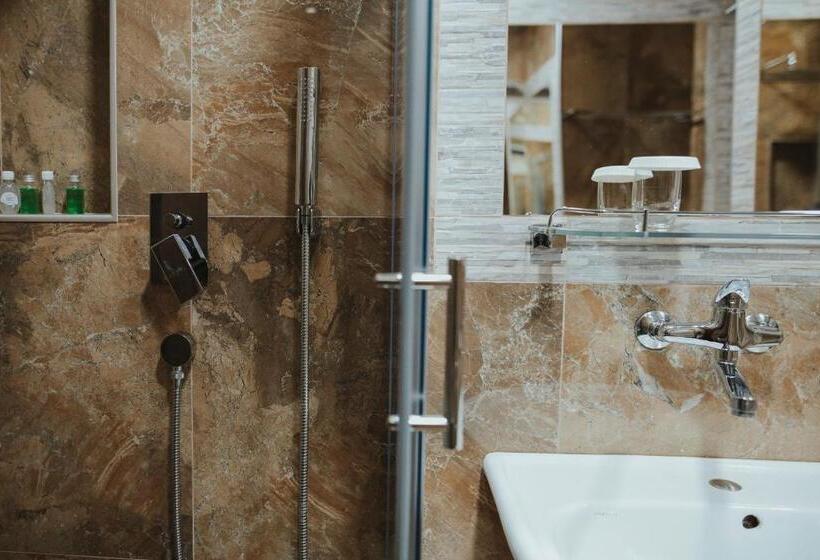 هتل Sumski Feneri