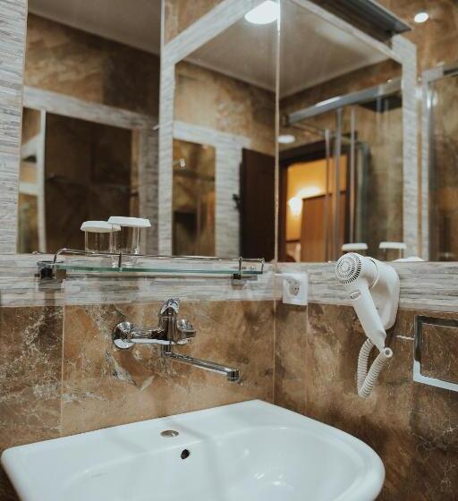 هتل Sumski Feneri