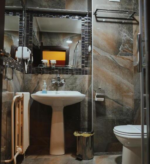 هتل Sumski Feneri