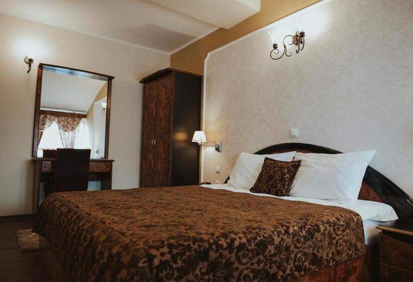 هتل Sumski Feneri