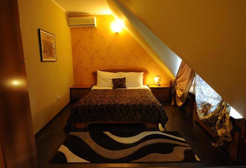 هتل Sumski Feneri