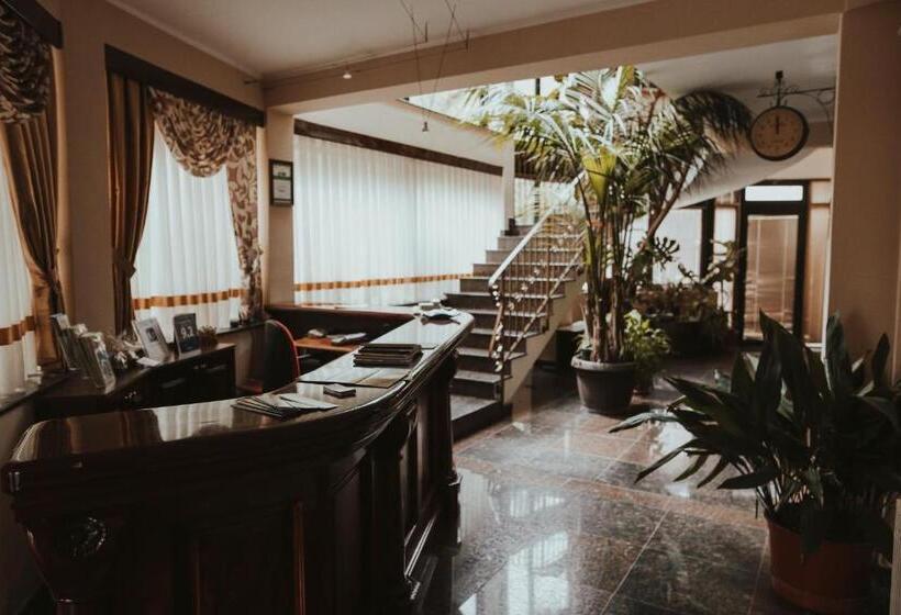 هتل Sumski Feneri