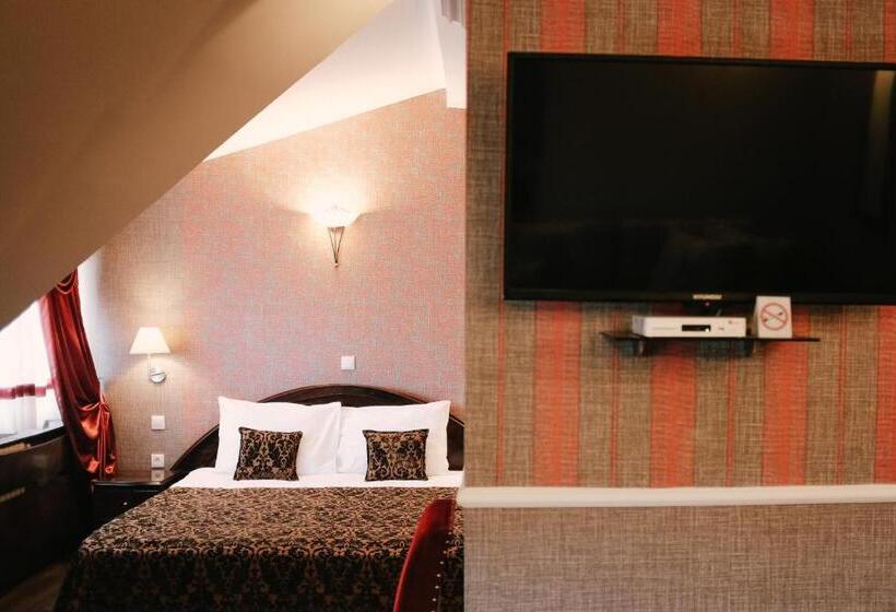 هتل Sumski Feneri