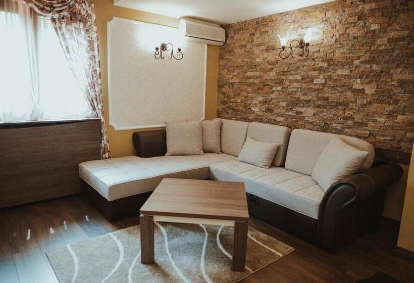 هتل Sumski Feneri