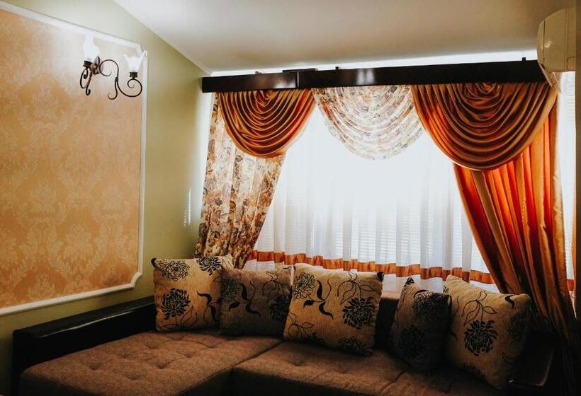 هتل Sumski Feneri