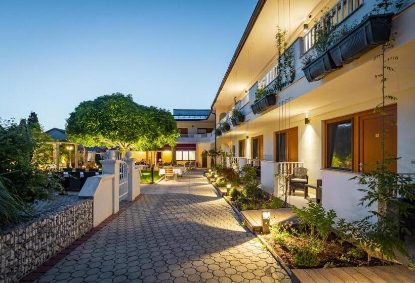 Das Blaufränkisch Weinhotel & Restaurant