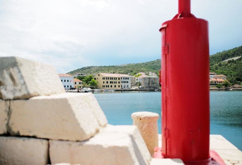 ホテル Tamarix Residence