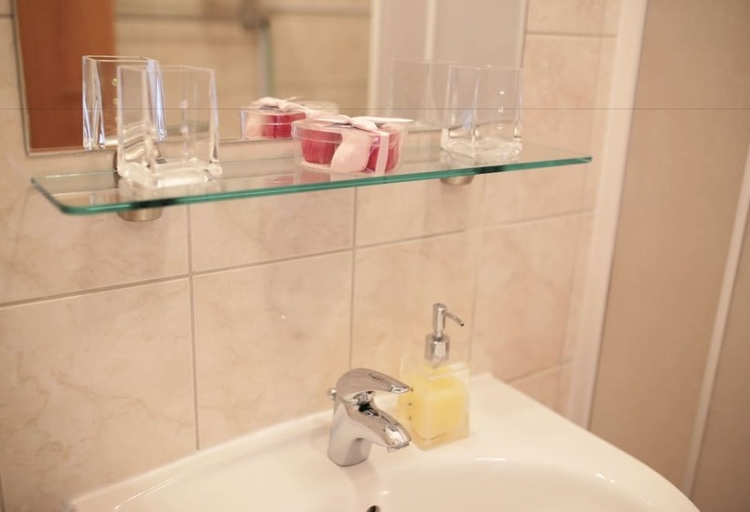 ホテル Tamarix Residence