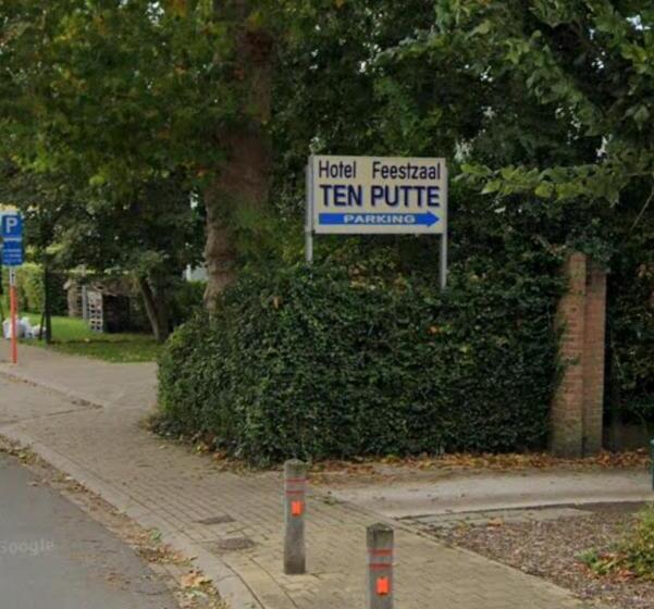 호텔 Ten Putte
