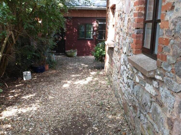 فندق The Arlington Coach House