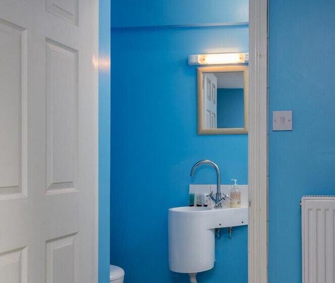 فندق The Arlington Coach House