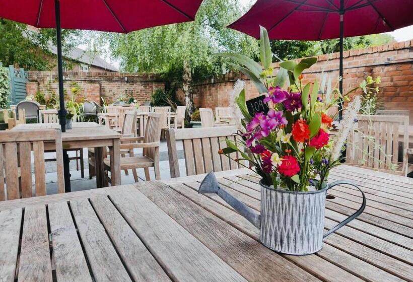 호텔 The Boot Inn