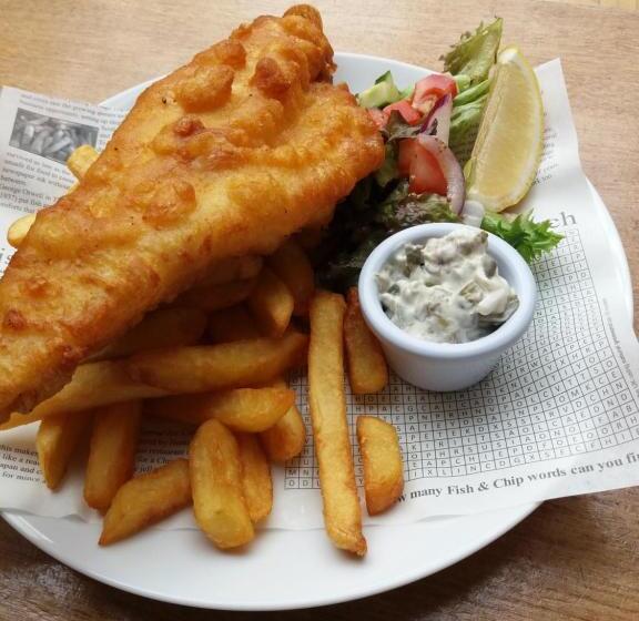 Отель The Commercial