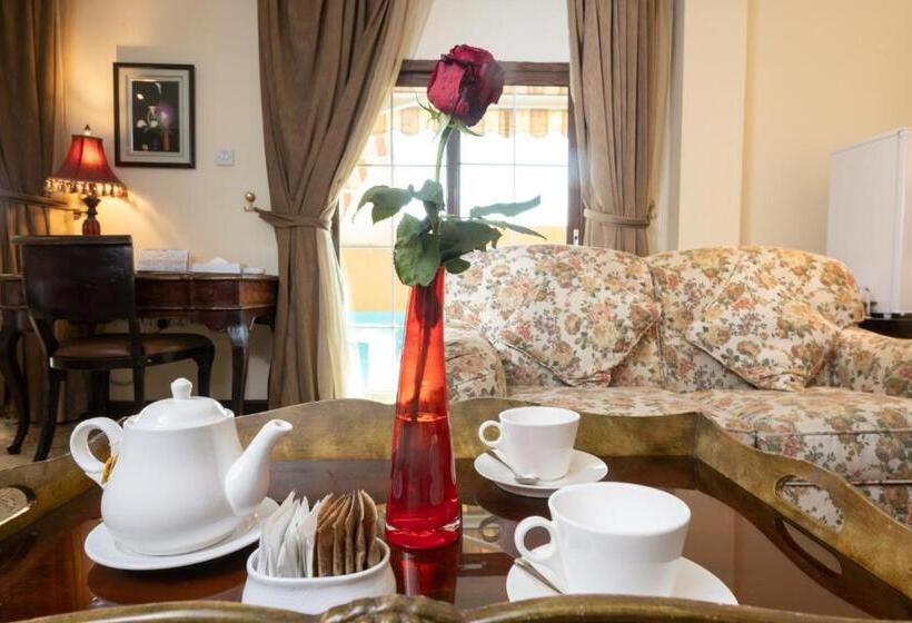 فندق The Convention Center & Royal Suites