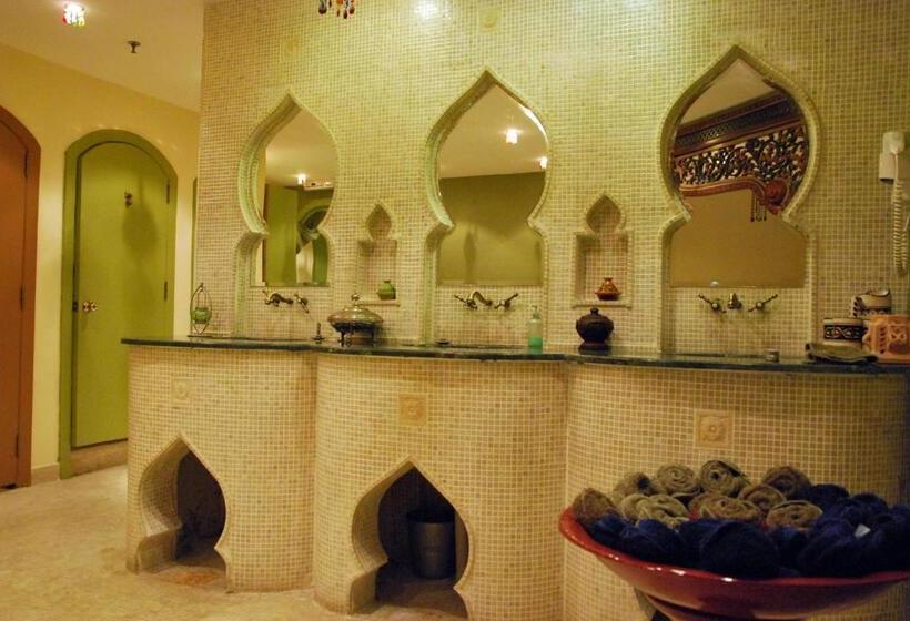 فندق The Convention Center & Royal Suites