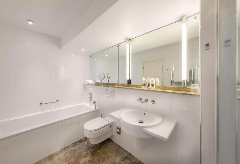 호텔 The Crown Inn