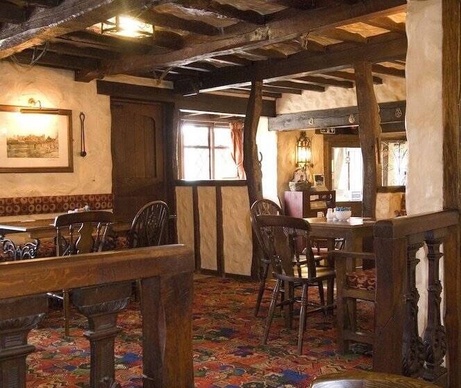 فندق The Horseshoe Inn