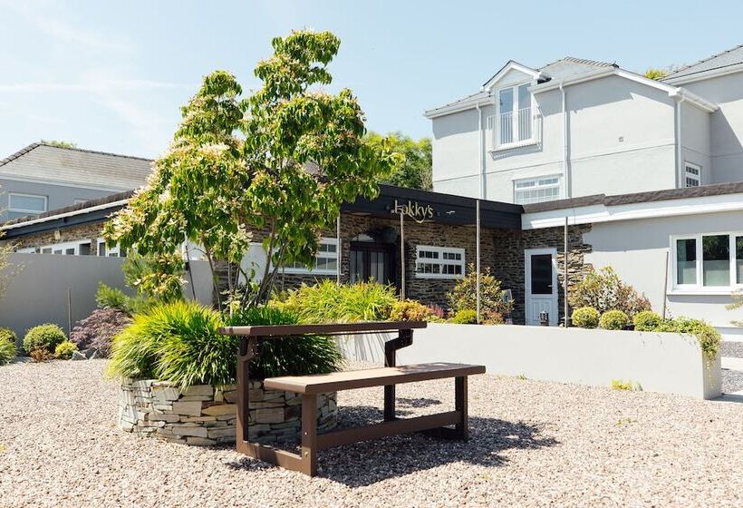 בית מלון כפרי The Imperial Dragon