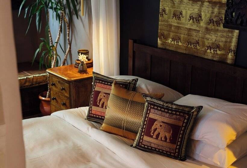 בית מלון כפרי The Imperial Dragon