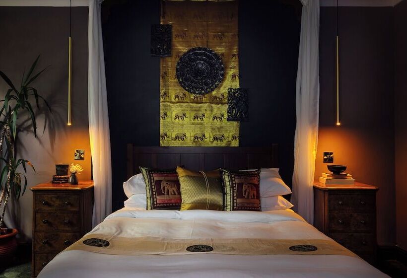 בית מלון כפרי The Imperial Dragon