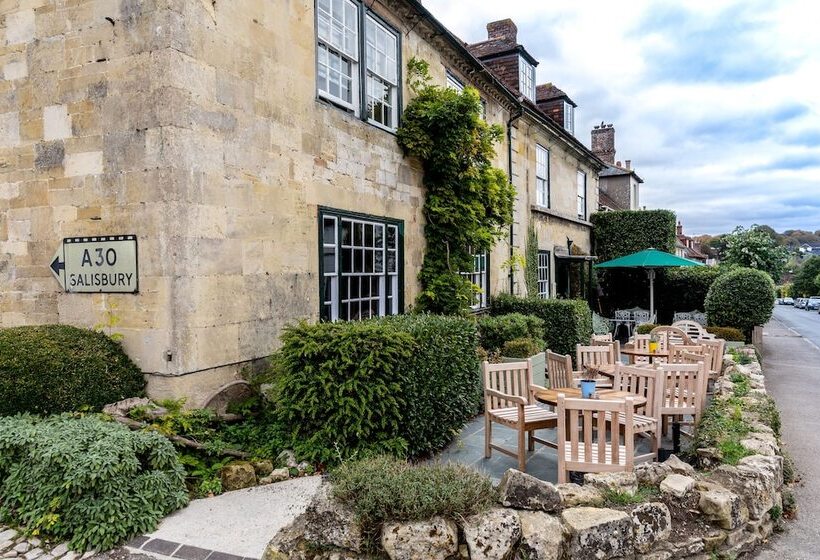 فندق The Lamb Inn