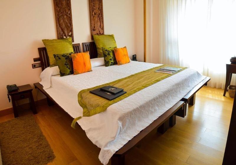 בית מלון כפרי The Marbella Heights Boutique