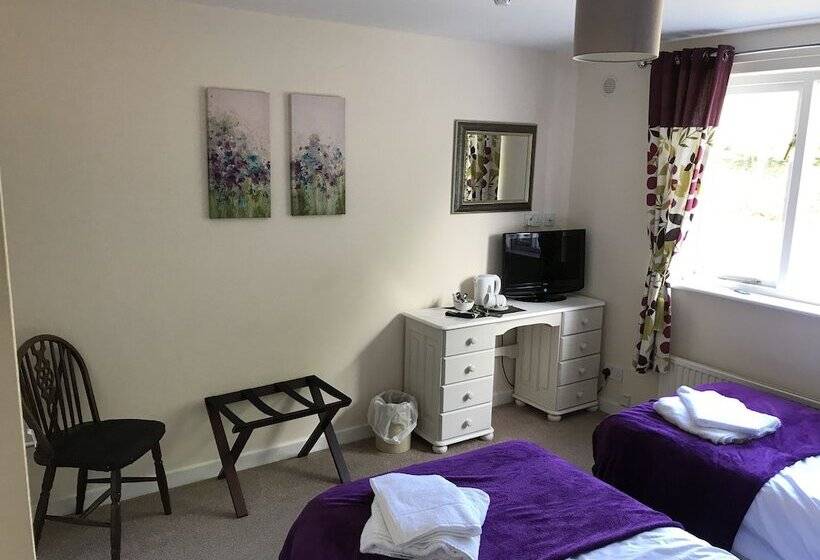 فندق The Plume Of Feathers