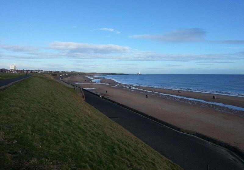 Отель The Windsor