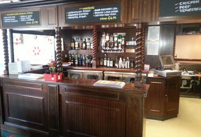 Отель The Windsor