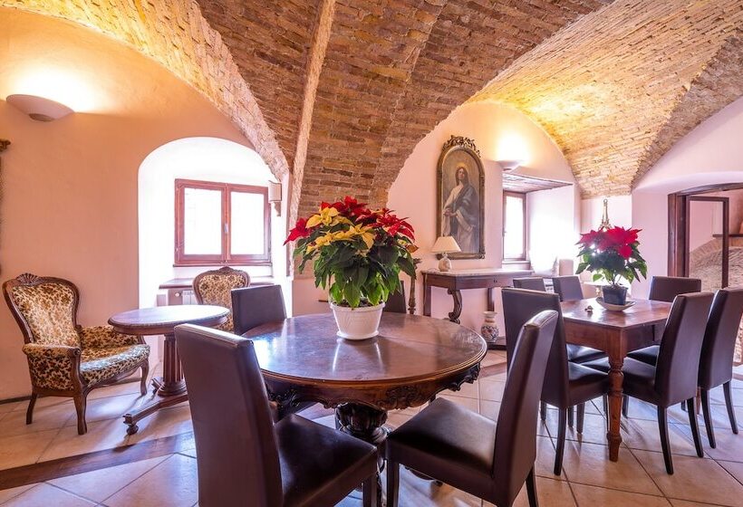 فندق Trevi Palazzo Natalini