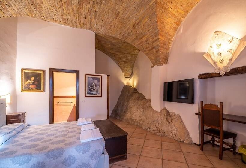 فندق Trevi Palazzo Natalini