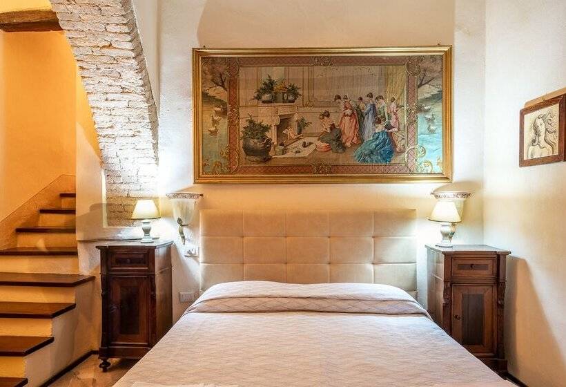 فندق Trevi Palazzo Natalini