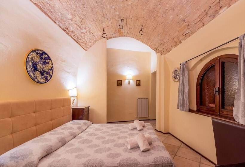 فندق Trevi Palazzo Natalini